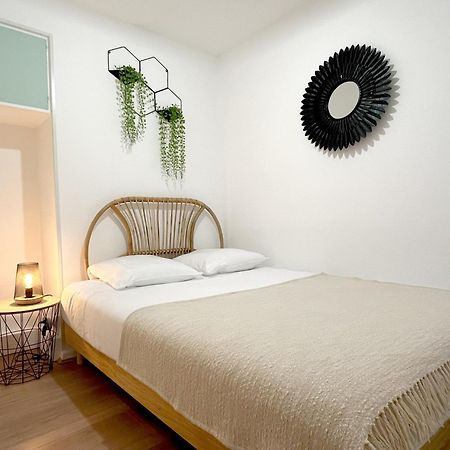 Apartament Le Cosmopolite • Hyper Centre • Calme • Proche Gare Châteauroux Zewnętrze zdjęcie