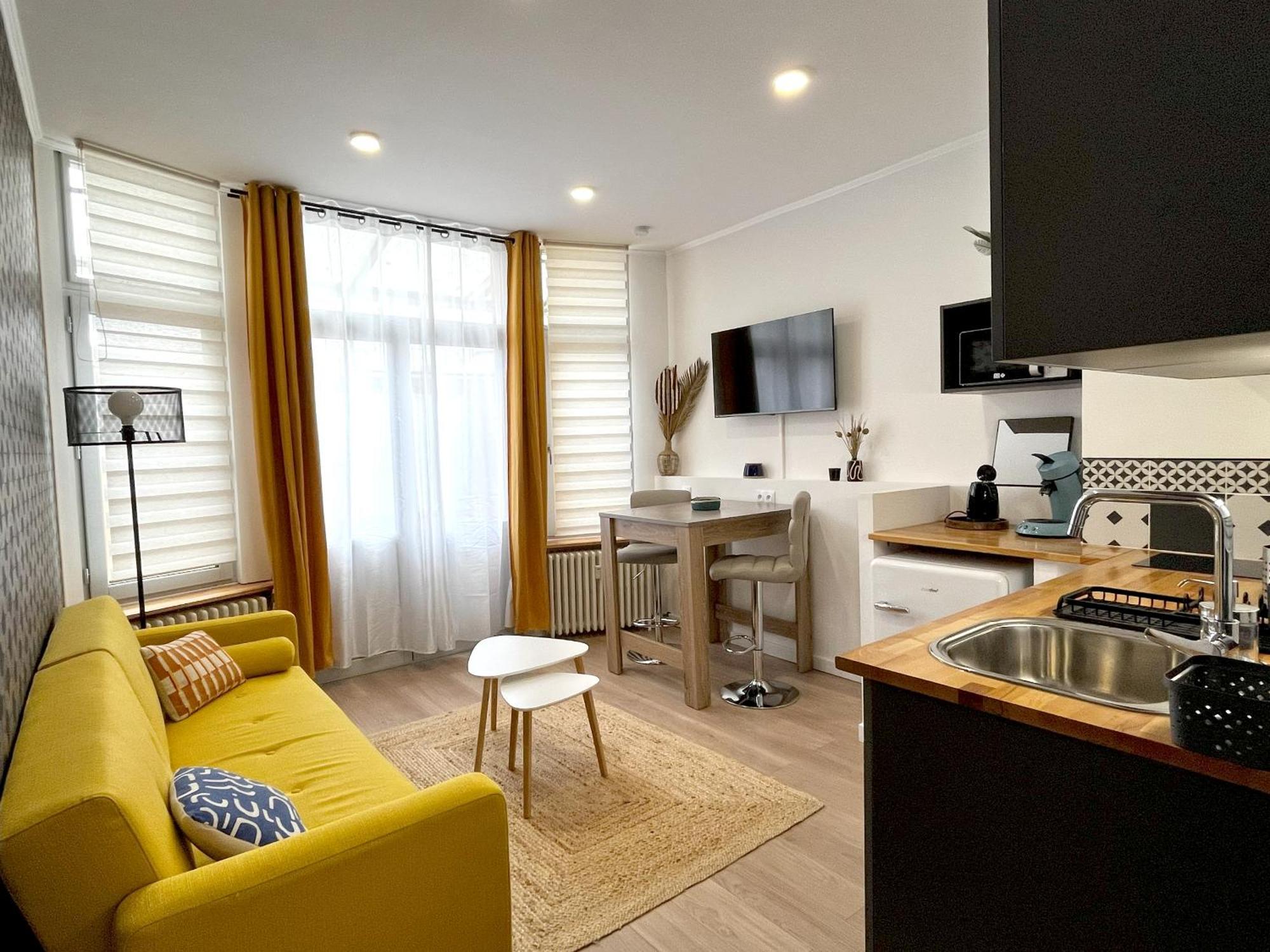Apartament Le Cosmopolite • Hyper Centre • Calme • Proche Gare Châteauroux Zewnętrze zdjęcie